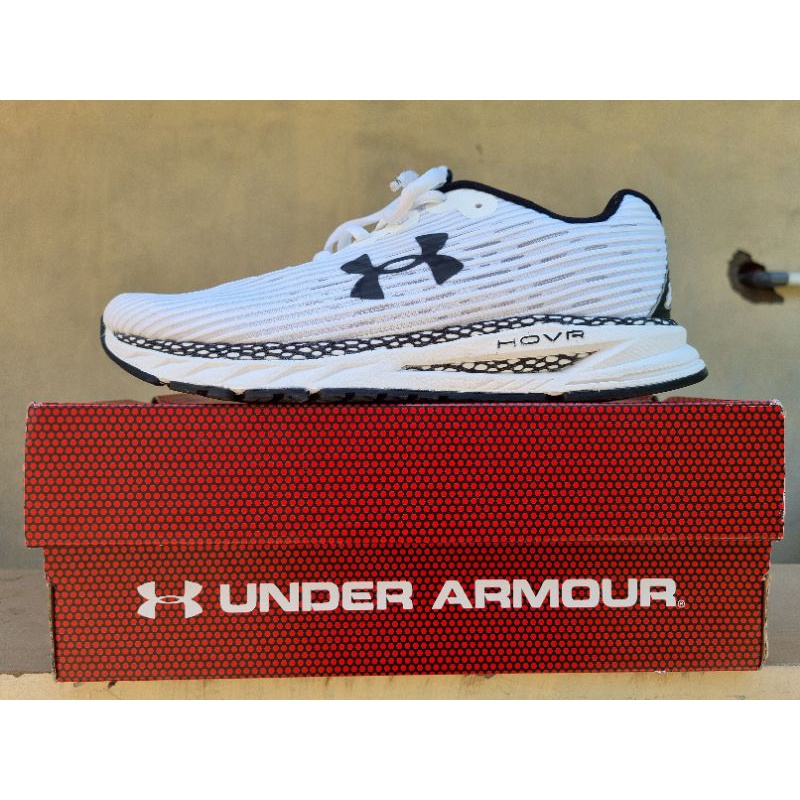 UNDER ARMOUR HOVR VELOCITI 3