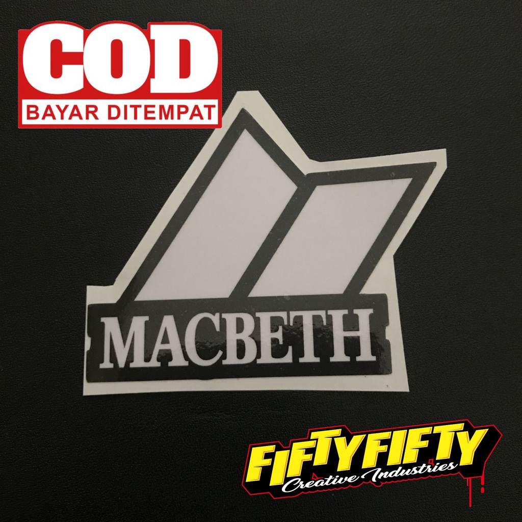 Stiker Print Cut LOGO MACBETH Stiker Printing Laminasi Glossy Stiker Motor Mobil Helm Sudah Membentuk Pola Desain