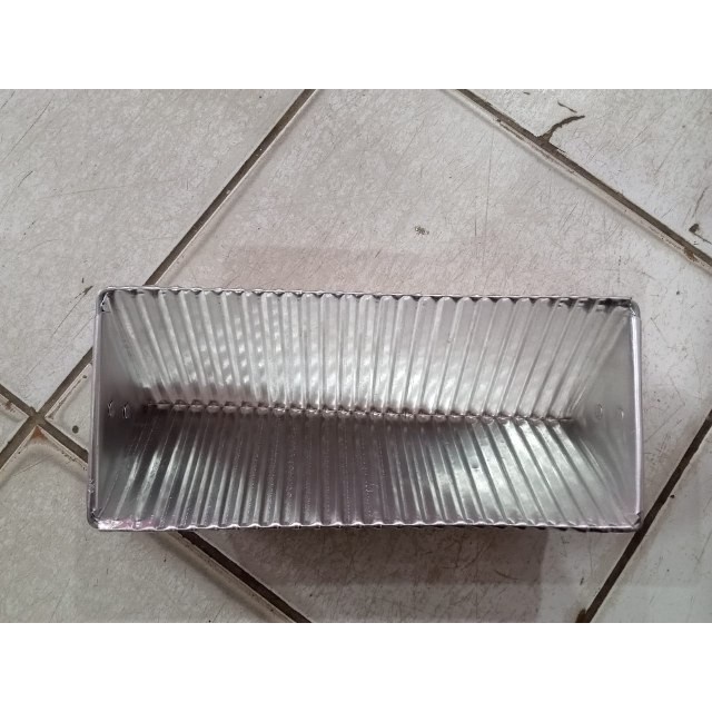 

Loyang Semangka V & U P 24 X L 10 X T 8 CM