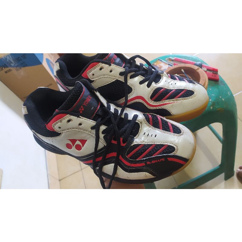 Sepatu Badminton Yonex AE03 Size 44 Original Second/Bekas