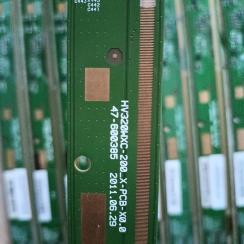 Ticon panel tv 32" data LG seri HV320WXC-200