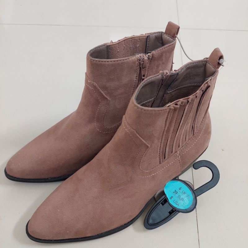 Sepatu Boots by PRIMARK Import Netherlands
