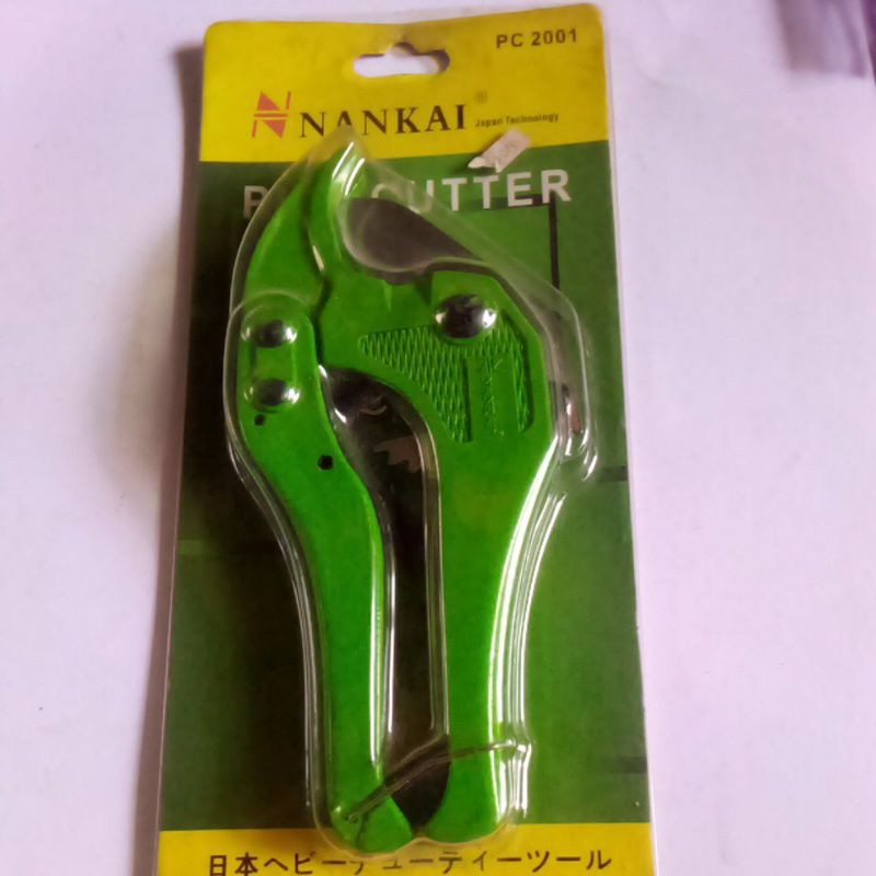 

GUNTING PIPA/ PIPA CUTTER MERK NANKAI