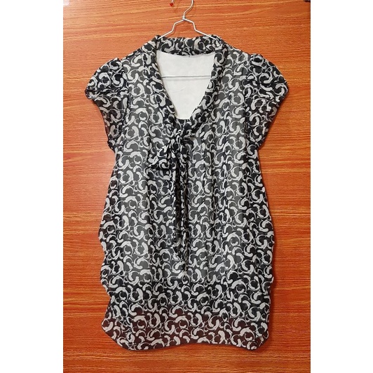 Preloved Blouse / preloved / blouse
