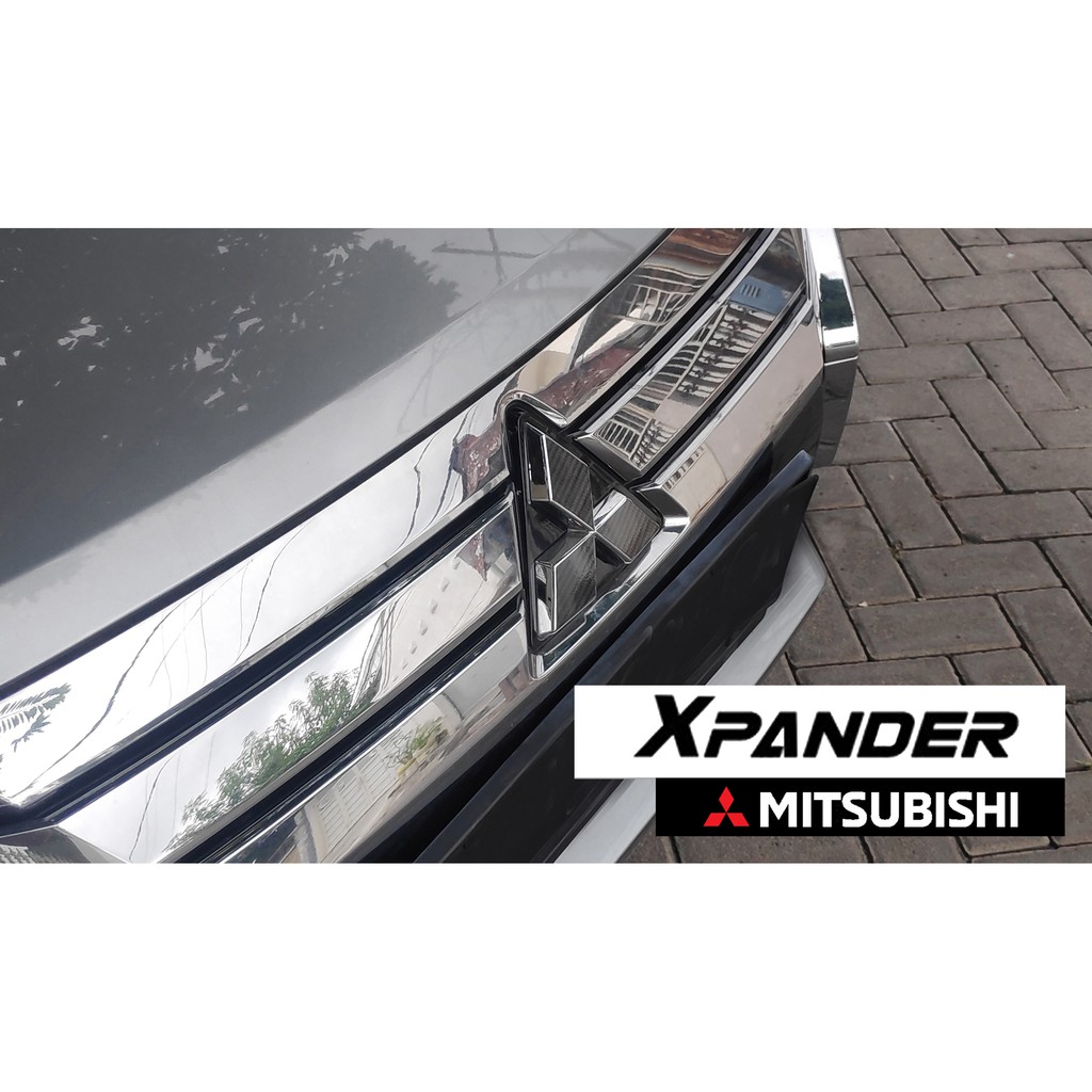 Sticker Emblem Logo Mitsubishi Xpander Depan Belakang - Motif Carbon