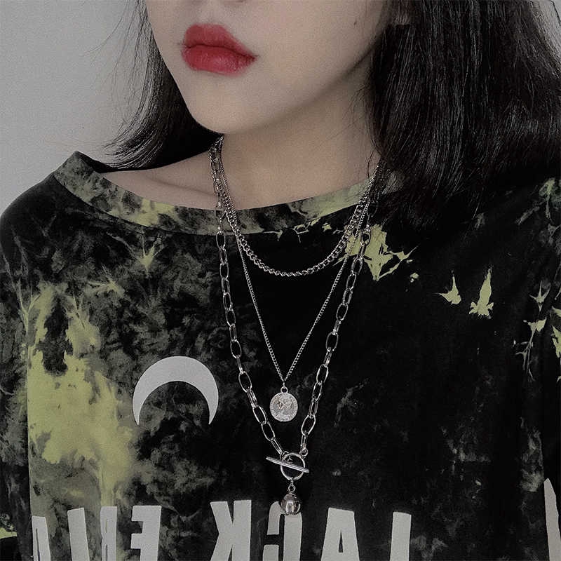 Kalung Rantai 2 Layer Liontin Bulat Motif Tulisan Hip Hop Ala Hip-hop untuk Wanita