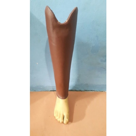 kaki palsu bawah lutut