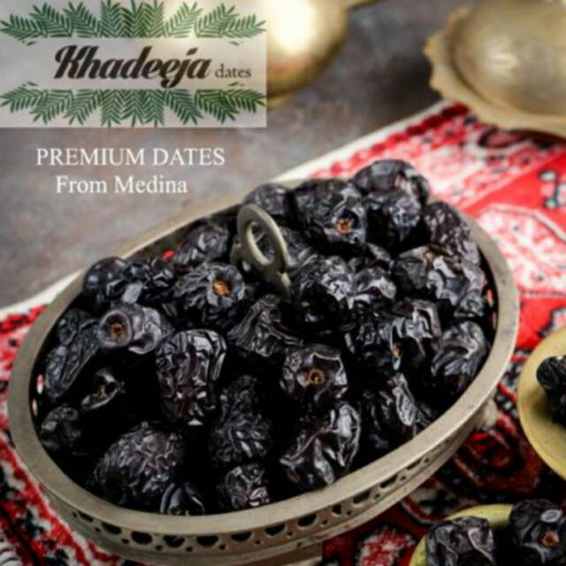 

Kurma Ajwa Premium