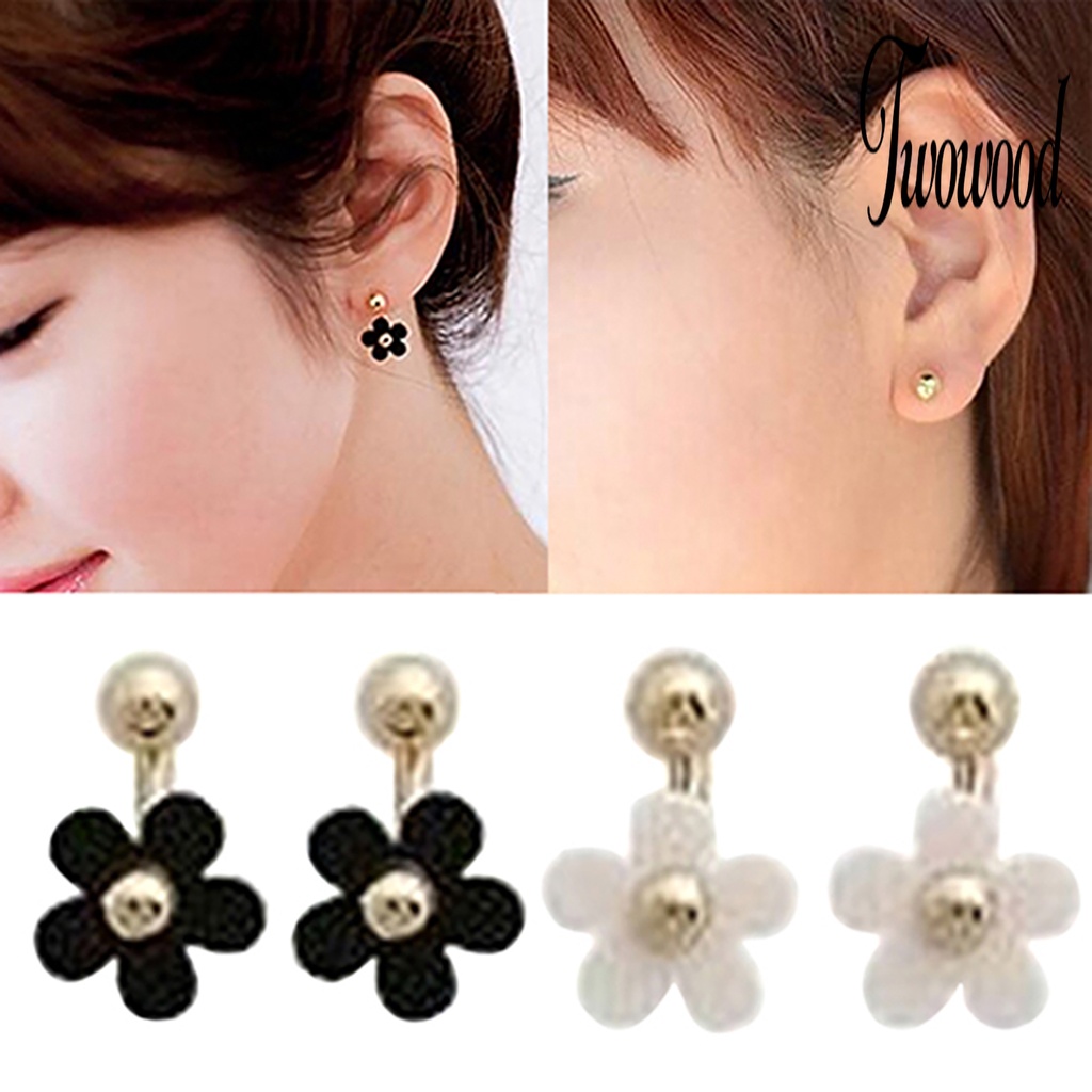 1 Pasang Anting Stud Bentuk Bunga Bahan Alloy Untuk Pesta