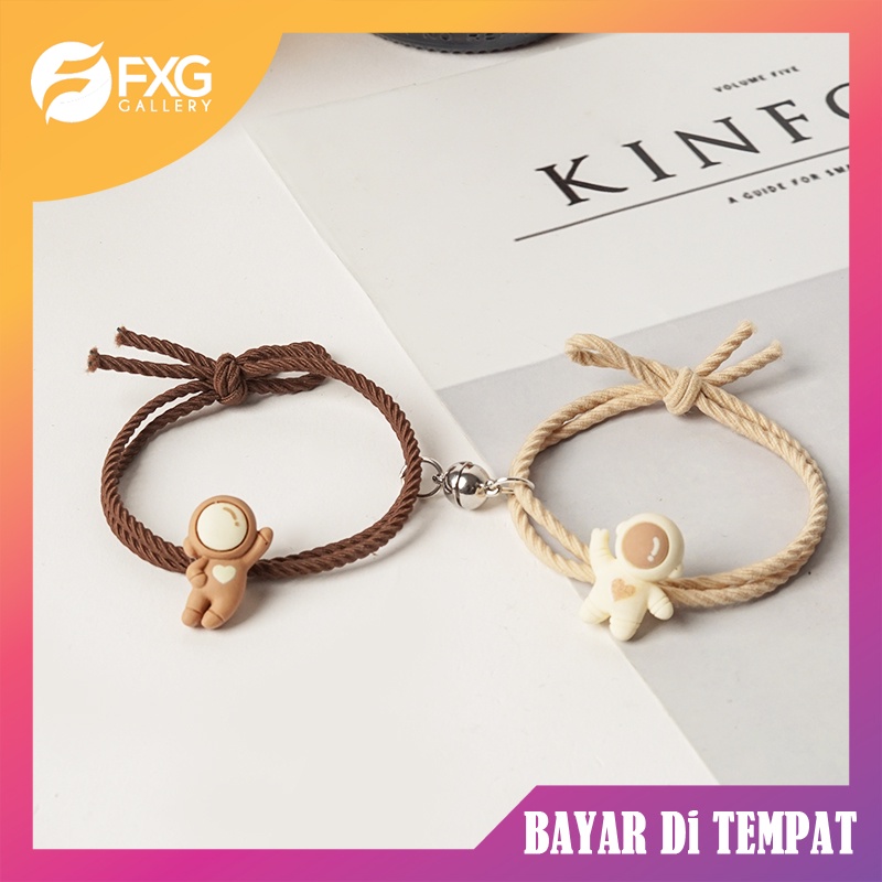 FXG - Gelang Couple Magnet Astronot 2Pcs Pasangan Sahabat Pria & Wanita Bestie GLG05