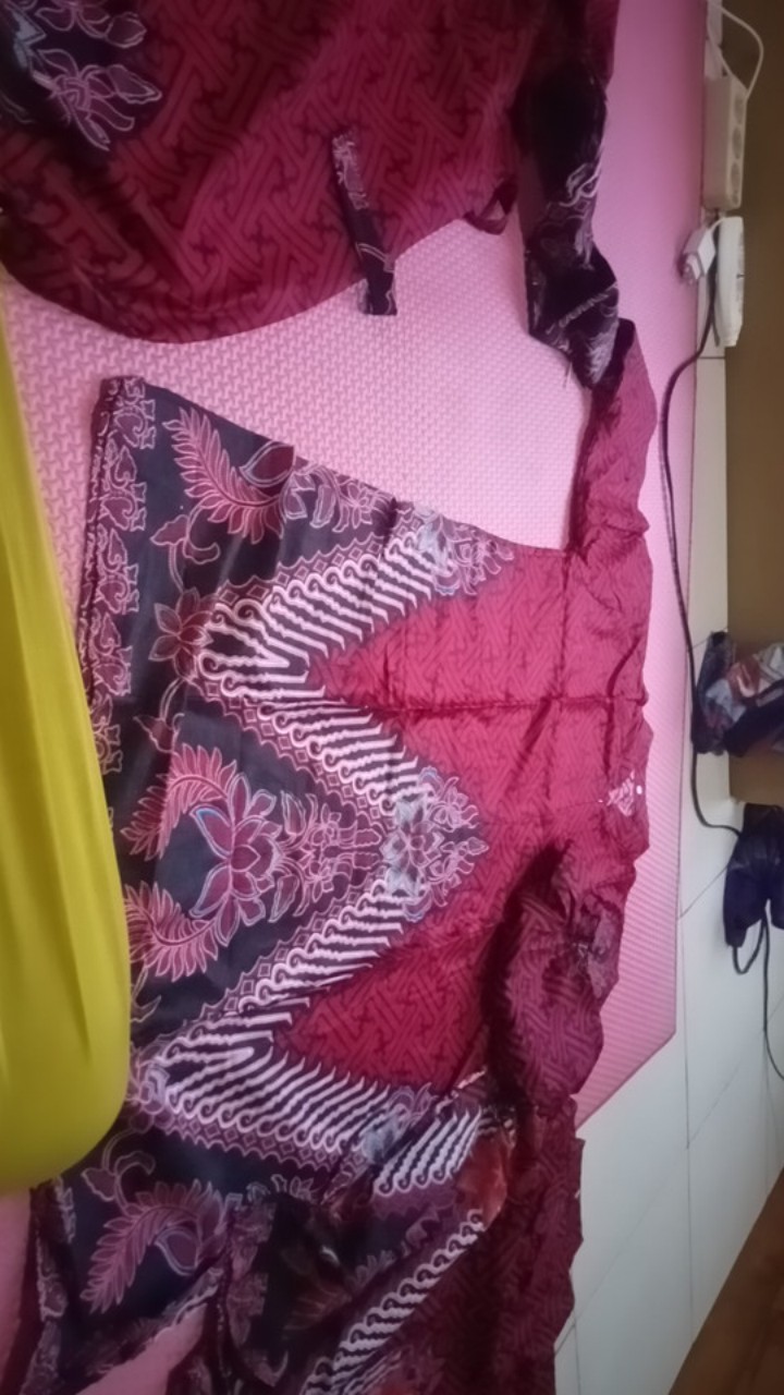 Batik Couple Keluarga Sania Ruffle Ori Ndoro Jowi Dnt Motif Bata Merah