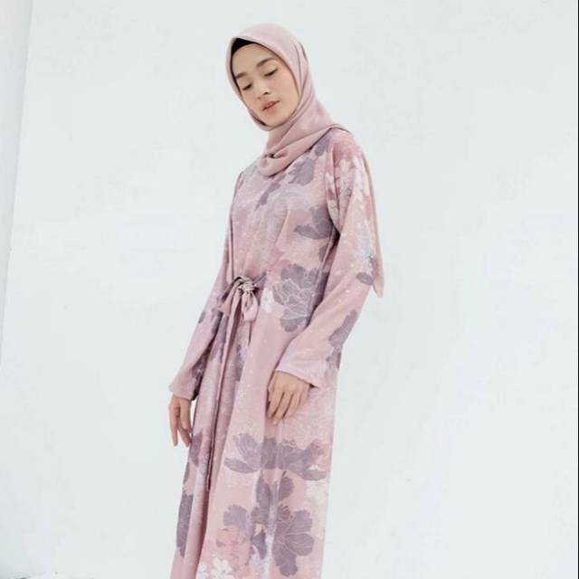 Winter dress vanilla hijab