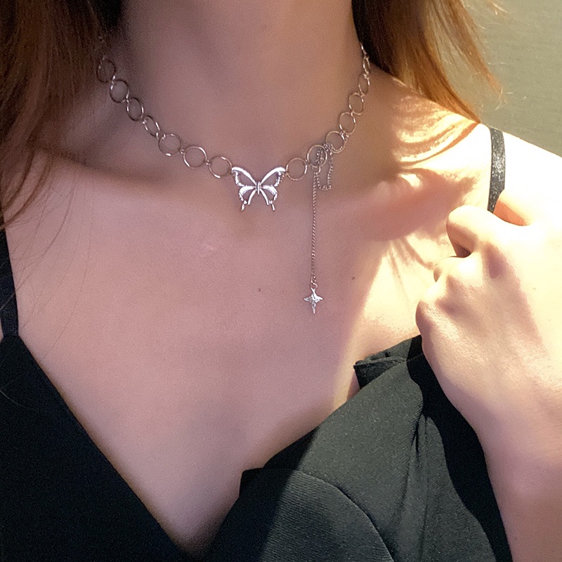 Kalung Rantai Choker Liontin Bunga Bintang Butterfly Aksen Mutiara Warna Silver Gaya Korea Untuk Wanita