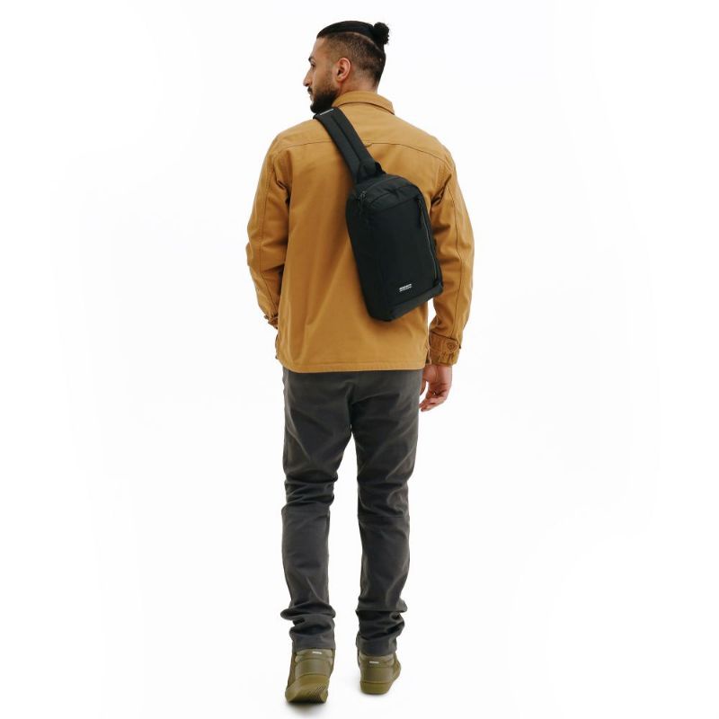 Tas Selempang Sling Bag Chrysler 2.0 Black 8L Riding Eiger89