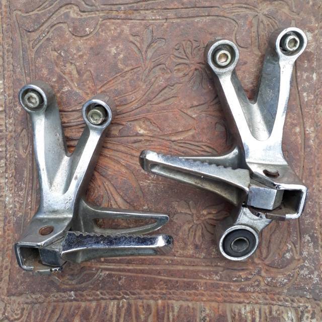 Satria F150 footstep belakang