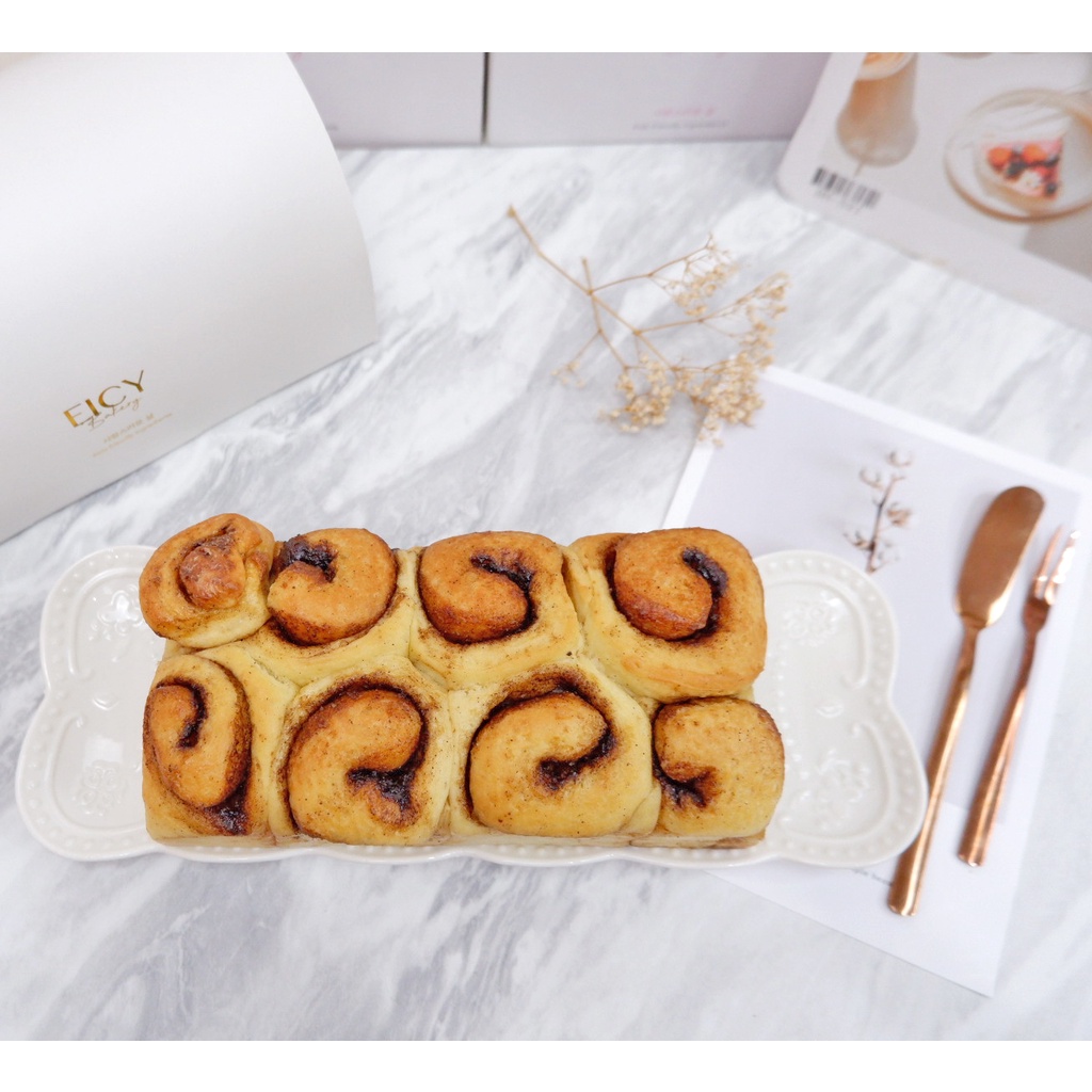 

CINNAMON BREAD