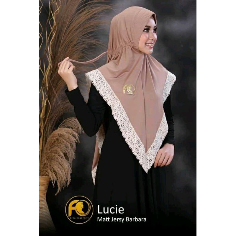 FO Lucie ORI by Farida hijab