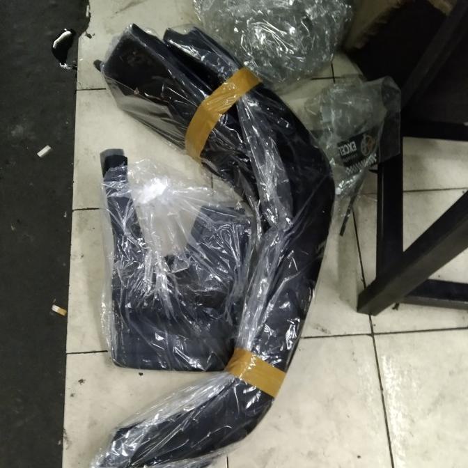 Over Fender Toyota Kijang Grend/ Kijang Super