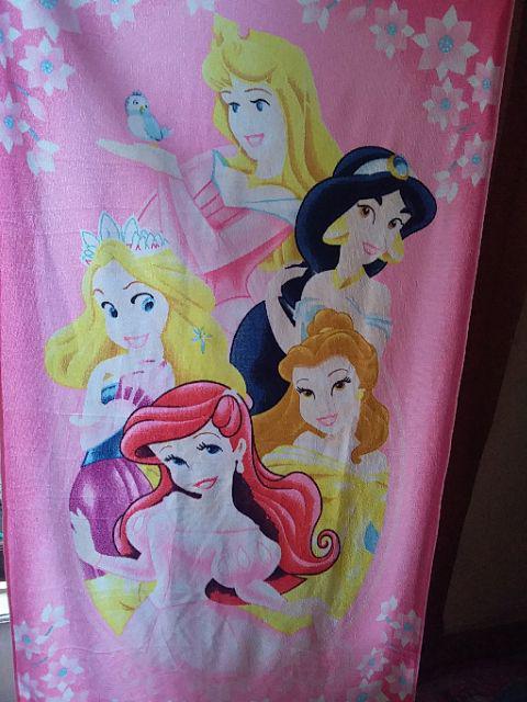 Handuk Karakter  Tipis Hm - Uk -/+ 70* 140 Cm