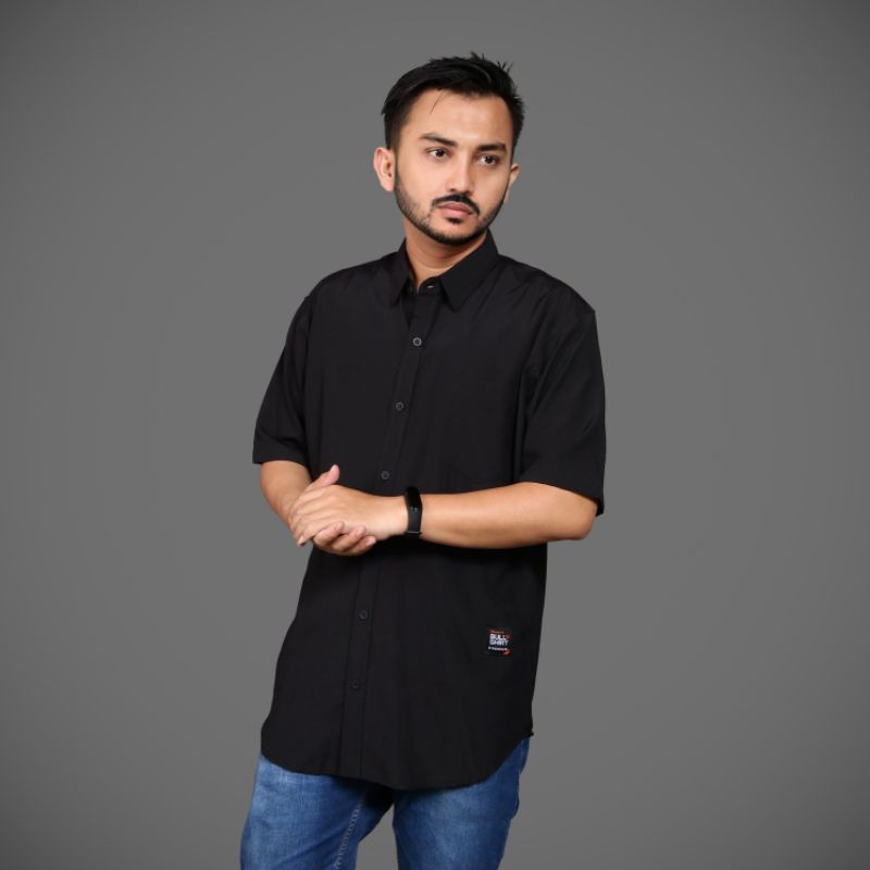 Kemeja Polos Warna Hitam Maroon Grey Kemeja Lengan Pendek Pria Original Distro Bullshirt