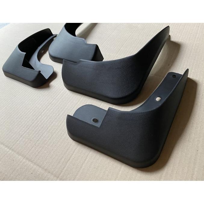 Mudguard Toyota Calya / Pelindung Lumpur Calya- Aksesoris Toyota Calya