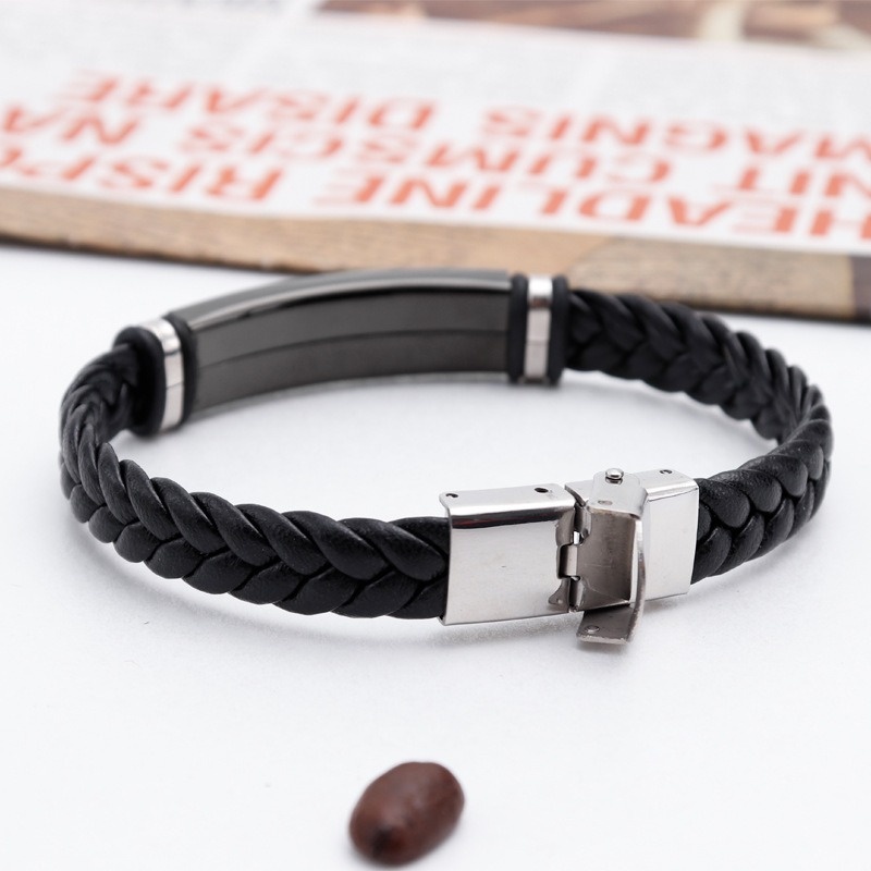 Gelang Tangan Anti Karat Fashion Pria Vintage Punk Perhiasan Titanium