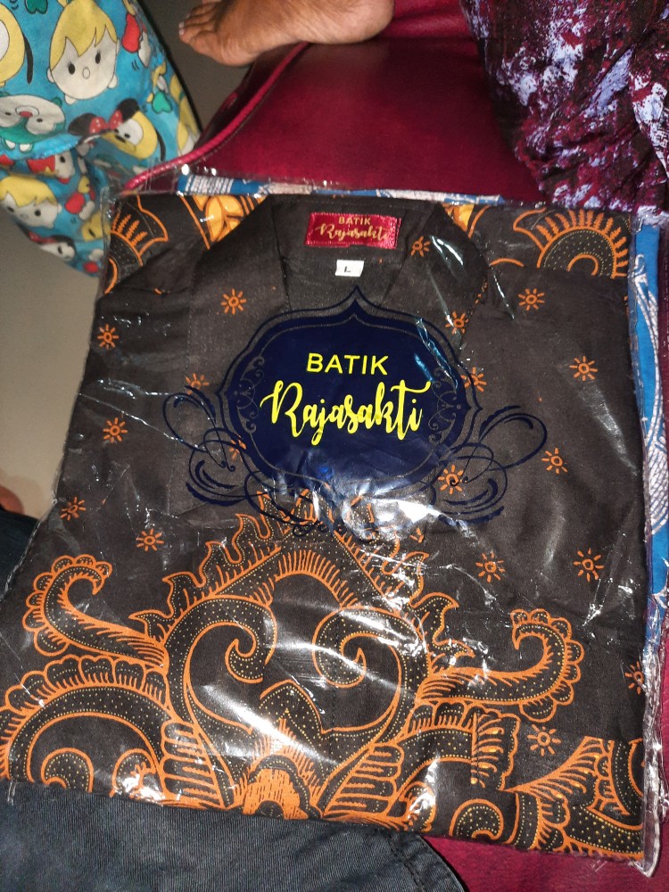 Kemeja Batik Pria Lengan Pendek Motif Batik Solo Ori Premium Murah Ukuran M L Xl Xxl