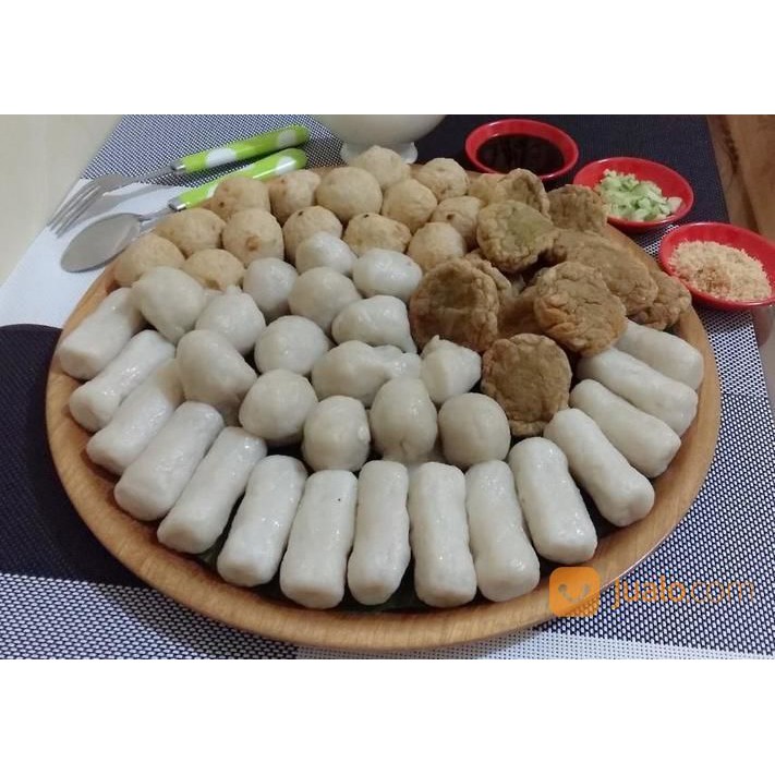 

Pempek palembang paket isi 10 pcs (pempek + cuko )frozen tinggal goreng Sayur praktis Bandung