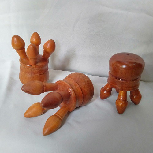 Alat Pijat Kayu Model Kaki 4 Alat Pijat Refleksi Untuk Kepala dan Punggung Alat Pijat Tradisional
