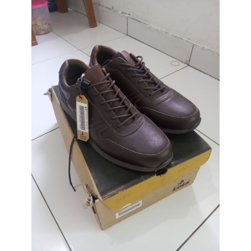 Promo Sepatu Snakers Kulit Pria Original Lois Brown
