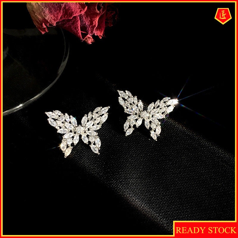 Anting Stud Bentuk Sayap Kupu-Kupu Aksen Berlian Model Hollow Out