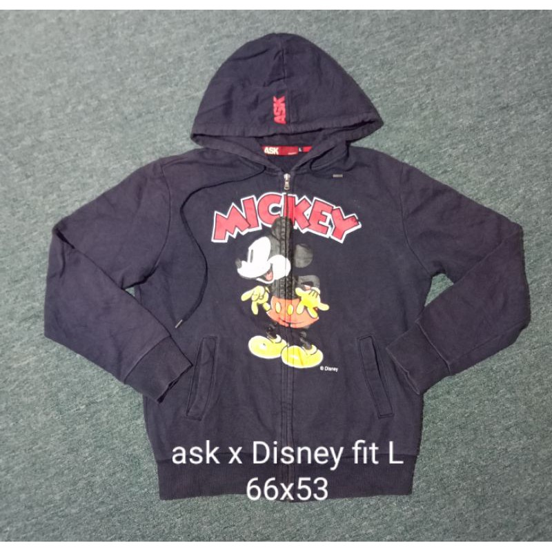 jaket Hoodie ask x Disney second original branded/ Hoodie Disney bekas preloved. not dickies Lacoste
