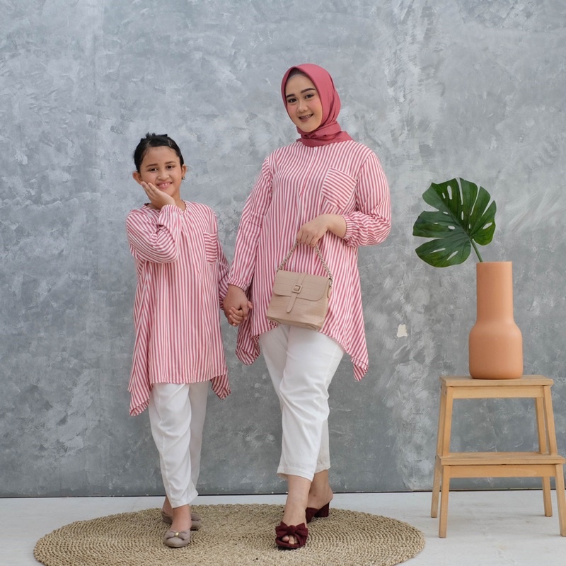 BAJU COUPLE BLOUSE IBU DAN ANAK BAJU ATASAN COUPLE IBU DAN ANAK STRIP PINK