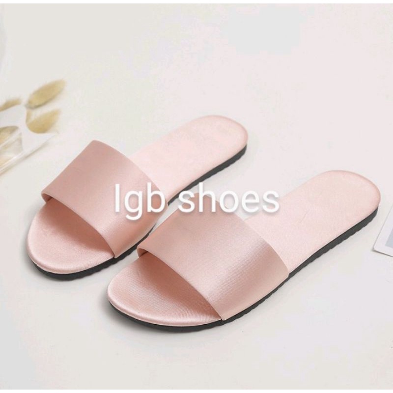 Igb shoes - Sendal Teplek Wanita pake dus