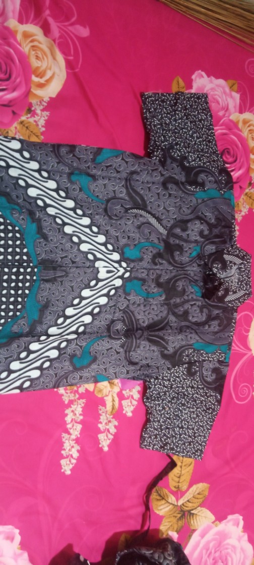 Batik Couple Keluarga Modern Sania Ruffle Ori Ndoro Jowi Dnt Motif  Cindrawasihabu