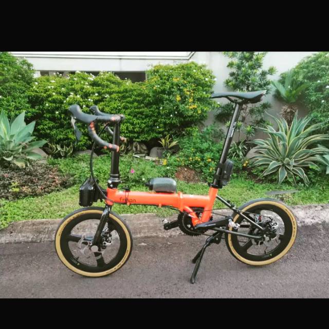 Sepeda seli FNHON ZEPHYR DISCBREK