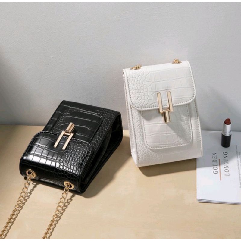 Tas selempang/SLingbag fashion/tas anak muda/tas murah/tali rantai