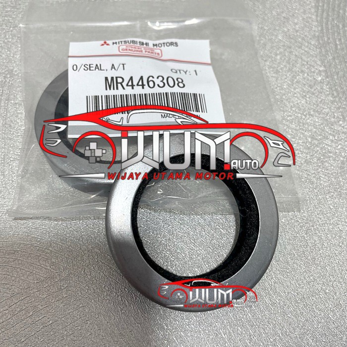 SEAL TRANSMISI SIL PERSNELING BELAKANG MATIC PAJERO SPORT TRITON KUDA