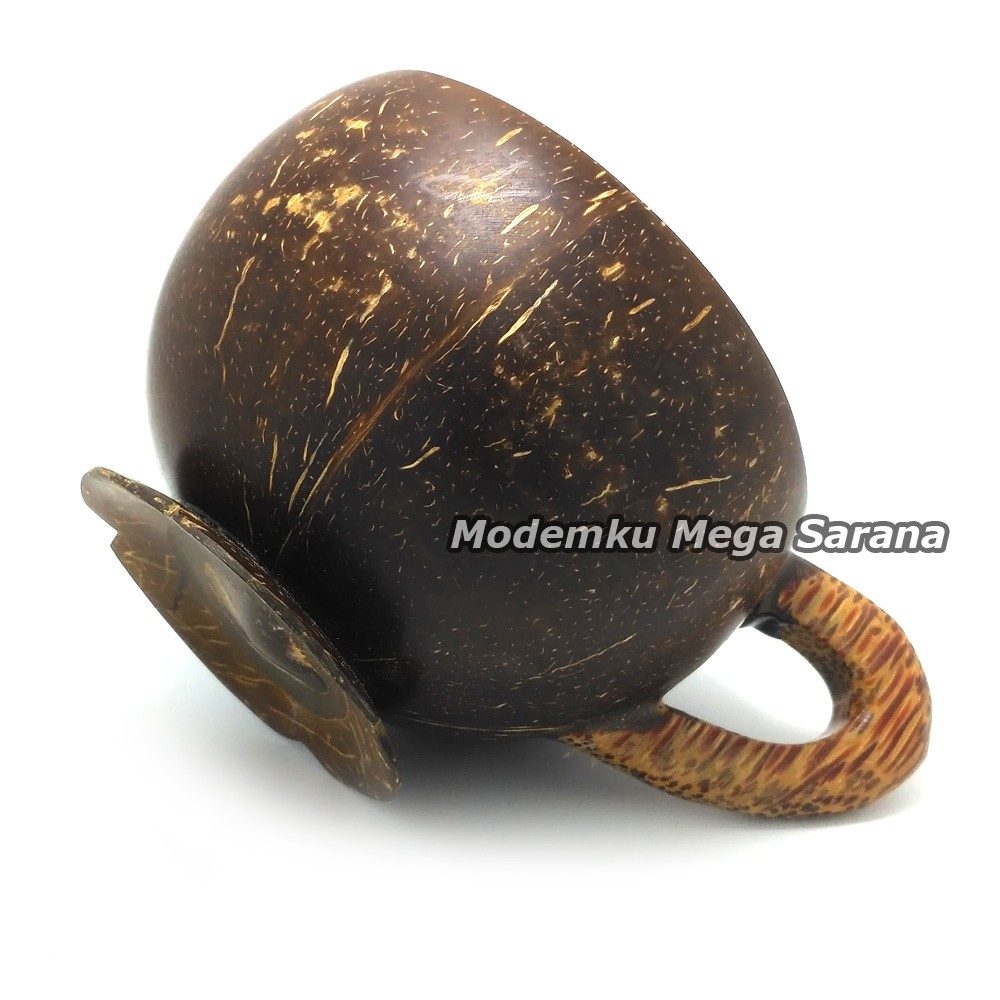 1 sett Teko + Gelas Cangkir Batok Kelapa Natural Handle Glugu CA01