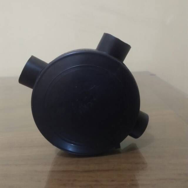 T dus tempat sambungan kabel