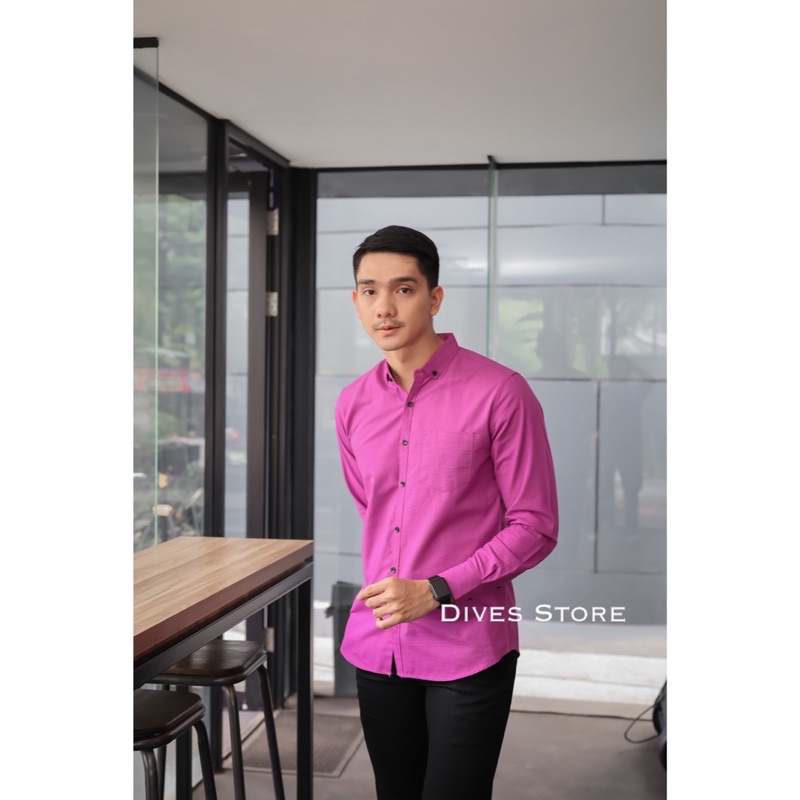 Kemeja pria polos slimfit kasual basic HeM lengan panjang ungu