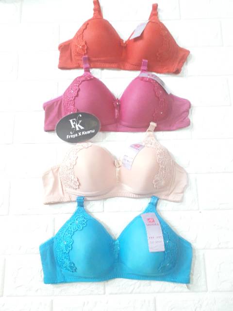 RUMI BRA/BH Renda Tanpa kawat/Bra busa/Bra tanpa kawat / YAGELILA MURAH