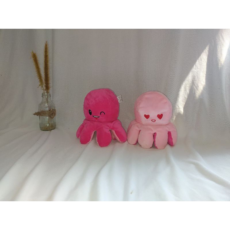 Boneka Gurita bolak balik