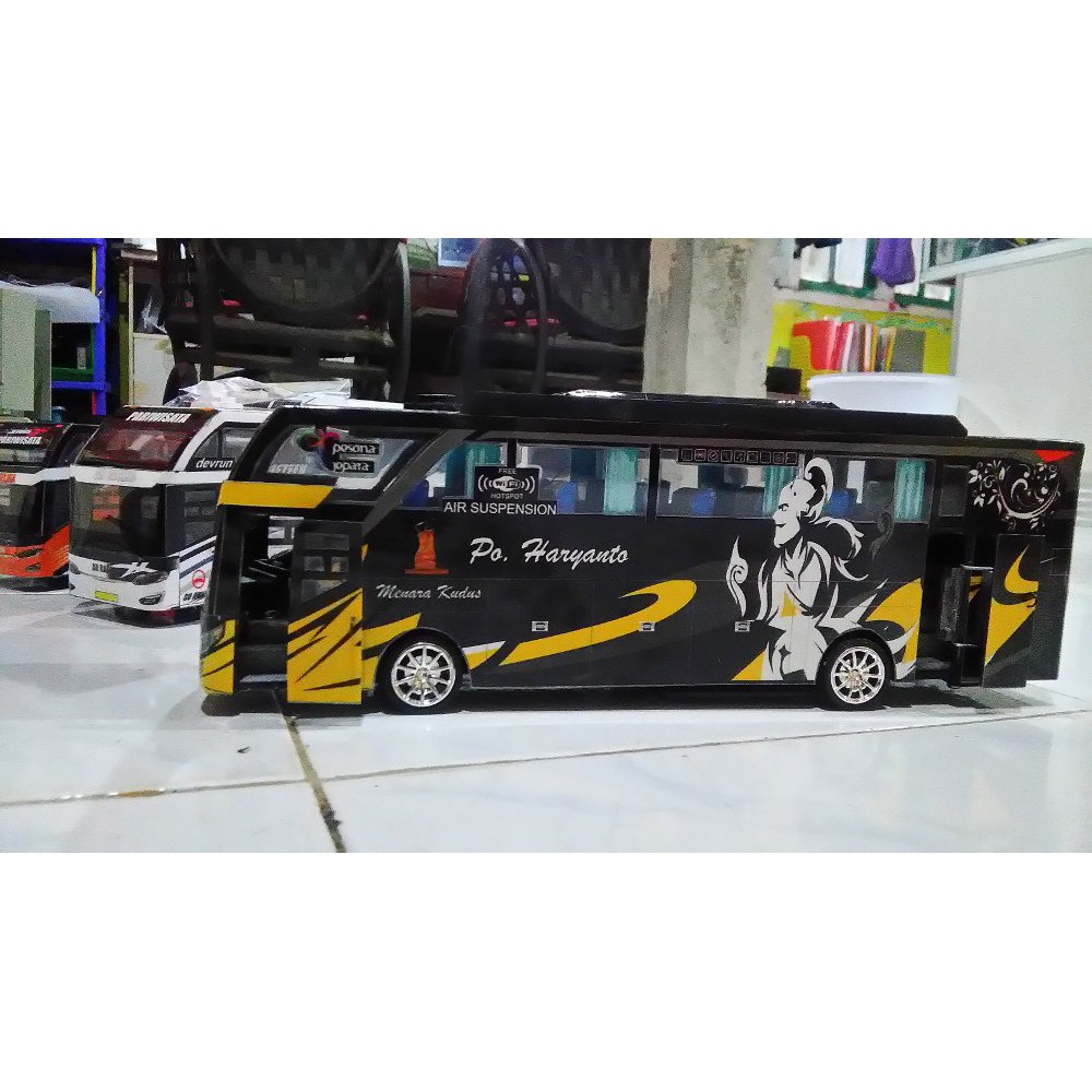 Miniatur Bus RC Wayang Sultan Banten | Miniatur Bis Remot | Miniatur Bus Remot Control Full Interior