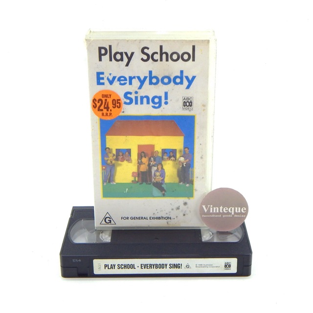 Kaset VHS Film Play School Everybody Sing Original