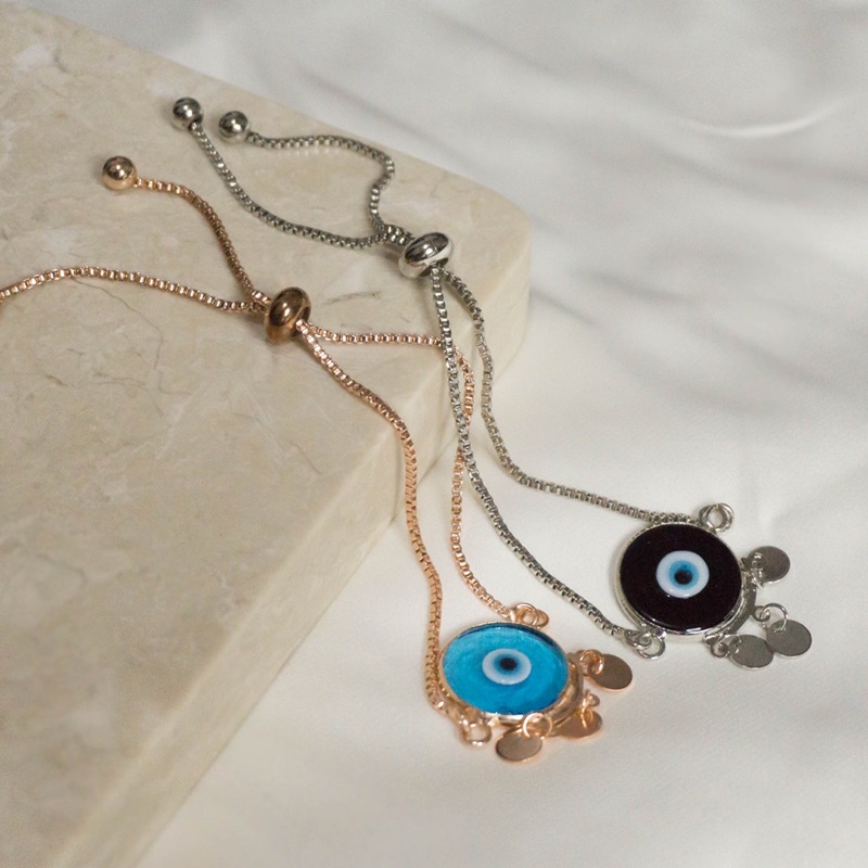 Gelang mata biru besar Turkish