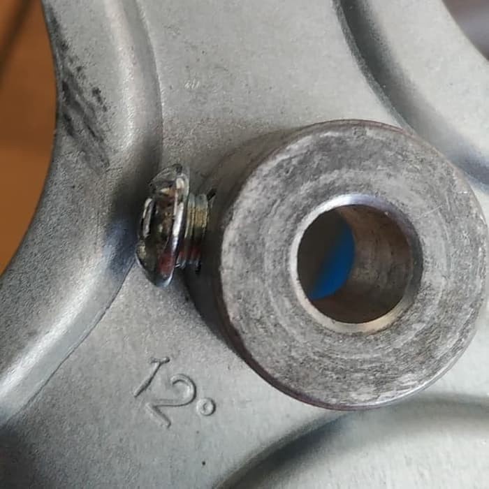 Kipas Angin Dinding Besi GMC 518 Wall Fan 18 inch Tembok Metal SNI Garansi Resmi Swing 3 Kecepatan