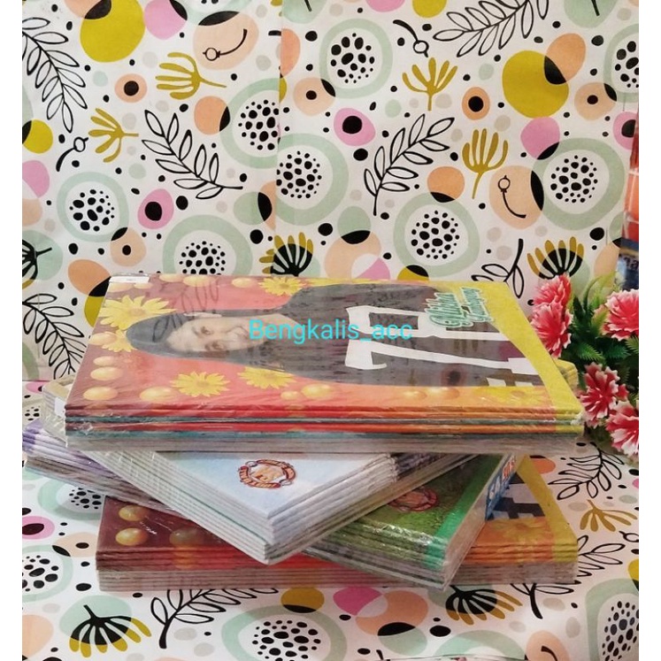 

BUKU TULIS SA DESIGN 1 PACK ISI 10 BUKU
