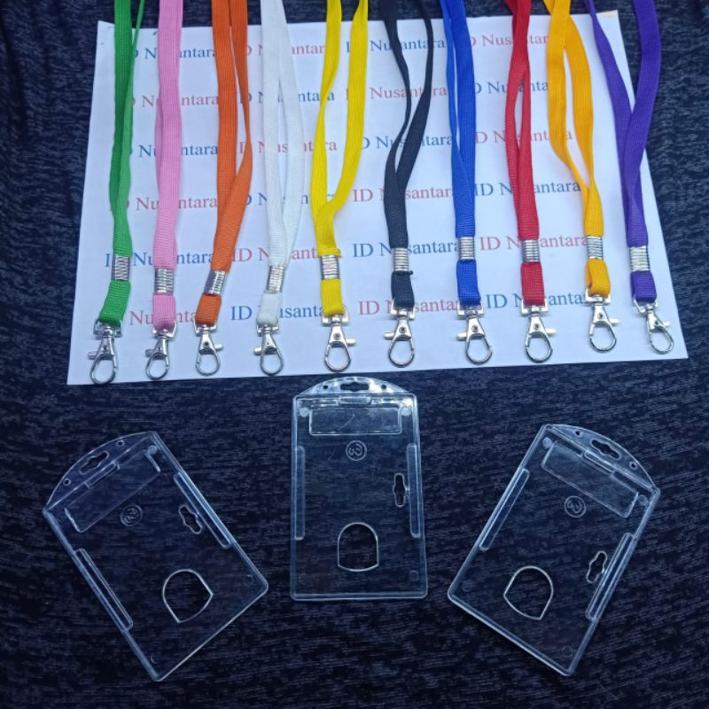 

Paket Casing ID Card Acrylic Bening 1 Sisi +Tali Pengait Besi 1cm