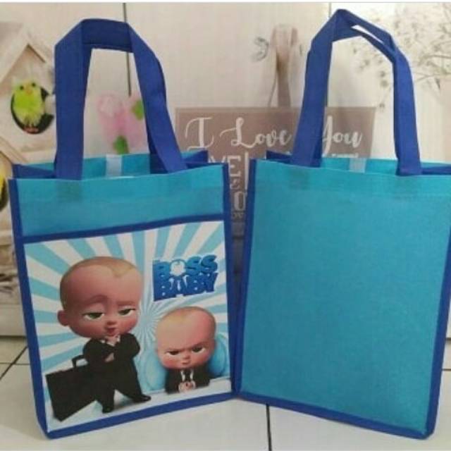 

Tas souvenir kotak